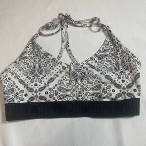 Victoria Secret PINK Sports Bra SZ Med Black/White bandana design Lightly lined